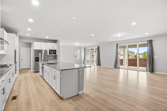 1821 Thrive Drive, Windsor, CO 80550
