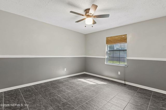 10919 KEY VEGA Drive, Jacksonville, FL 32218