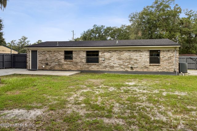 10919 KEY VEGA Drive, Jacksonville, FL 32218