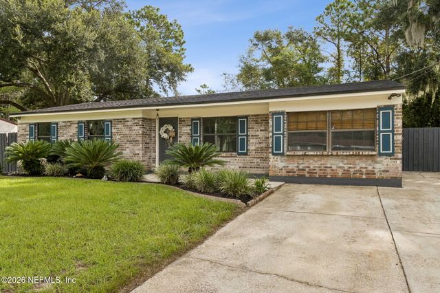 10919 KEY VEGA Drive, Jacksonville, FL 32218