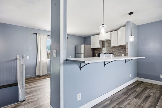 4700 Wenig Road NE, Cedar Rapids, IA 52402
