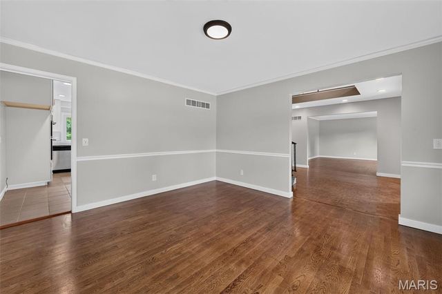231 Renaldo Drive, Chesterfield, MO 63017