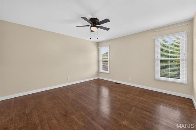 231 Renaldo Drive, Chesterfield, MO 63017