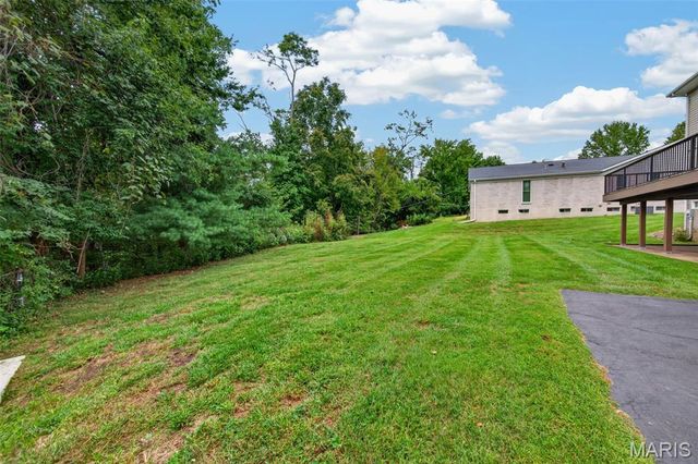 231 Renaldo Drive, Chesterfield, MO 63017