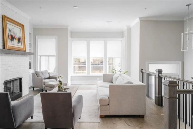 4518 Collins Avenue, Atlanta, GA 30342