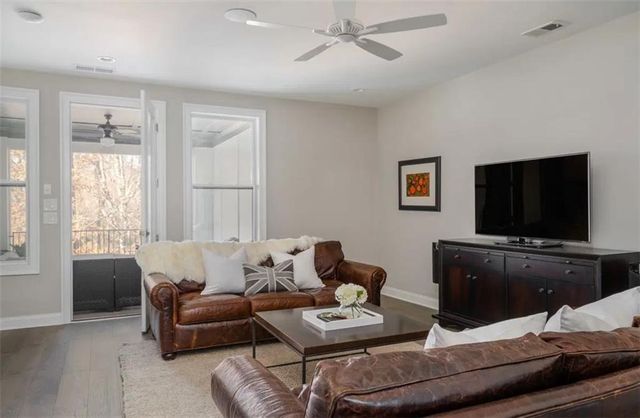 4518 Collins Avenue, Atlanta, GA 30342