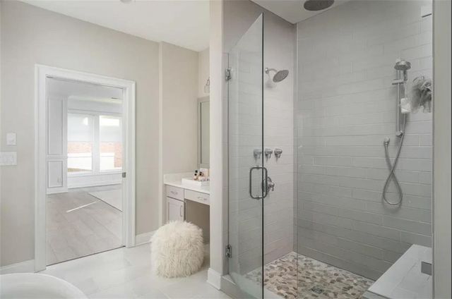 4518 Collins Avenue, Atlanta, GA 30342