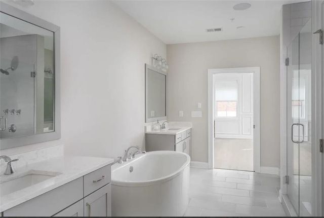 4518 Collins Avenue, Atlanta, GA 30342