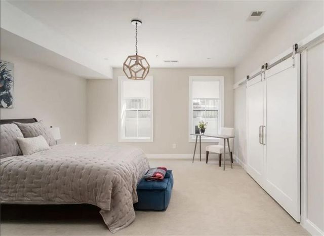 4518 Collins Avenue, Atlanta, GA 30342