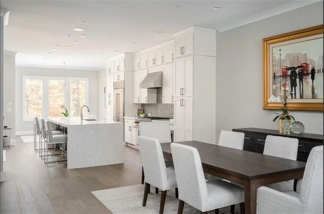 4518 Collins Avenue, Atlanta, GA 30342