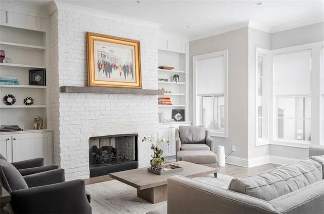 4518 Collins Avenue, Atlanta, GA 30342