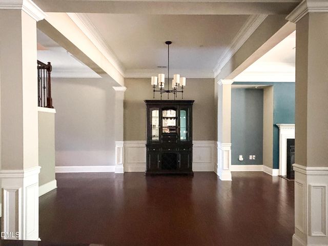 3803 Essex Garden Lane, Raleigh, NC 27612