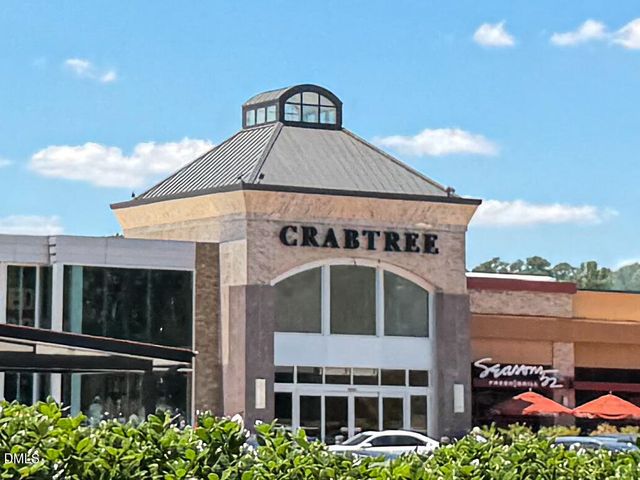 3803 Essex Garden Lane, Raleigh, NC 27612