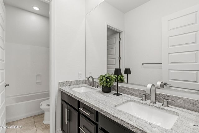 11844 W LONE TREE Trail, Peoria, AZ 85383