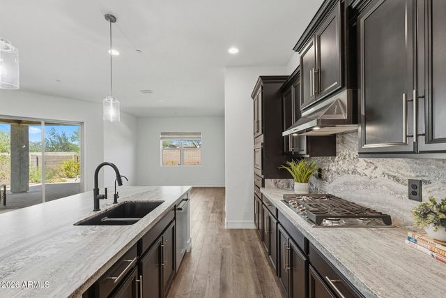 11844 W LONE TREE Trail, Peoria, AZ 85383