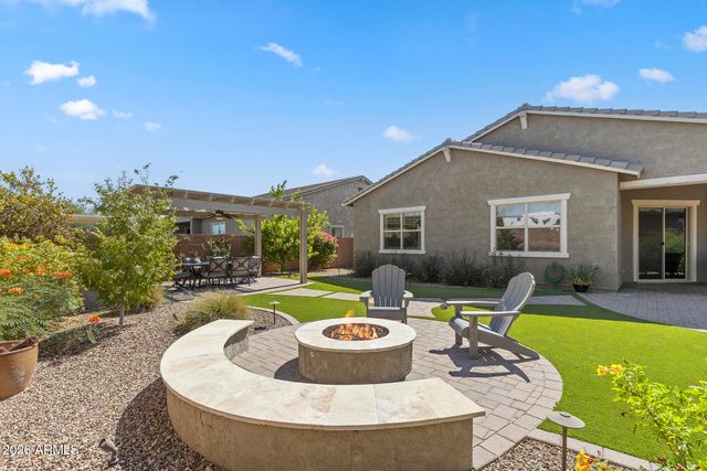 11844 W LONE TREE Trail, Peoria, AZ 85383