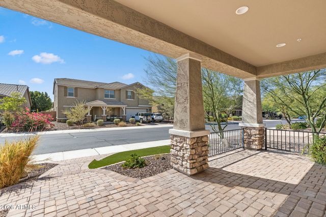 11844 W LONE TREE Trail, Peoria, AZ 85383