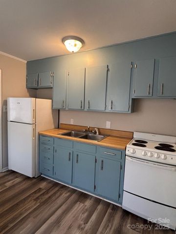 3125 Marlborough Road, Charlotte, NC 28208