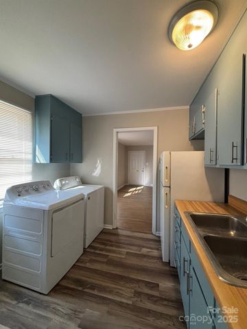 3125 Marlborough Road, Charlotte, NC 28208