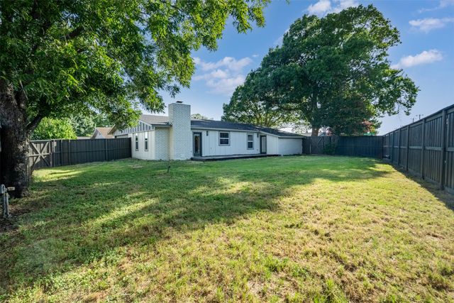 6402 Fallbrook Drive, Garland, TX 75043