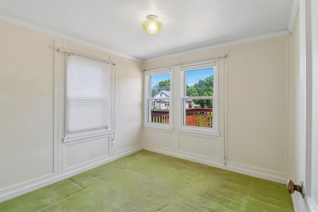105 E Wall Avenue, Des Moines, IA 50315