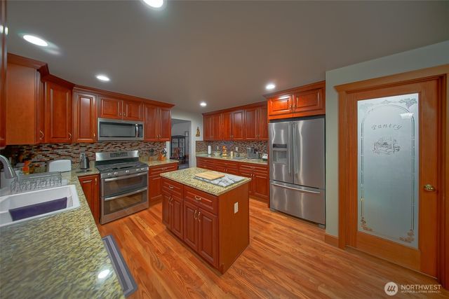 3705 30th Avenue Ct NW, Gig Harbor, WA 98335