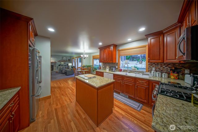 3705 30th Avenue Ct NW, Gig Harbor, WA 98335