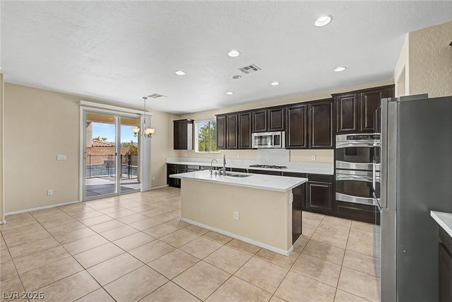 10104 Amana Oaks Avenue, Las Vegas, NV 89166