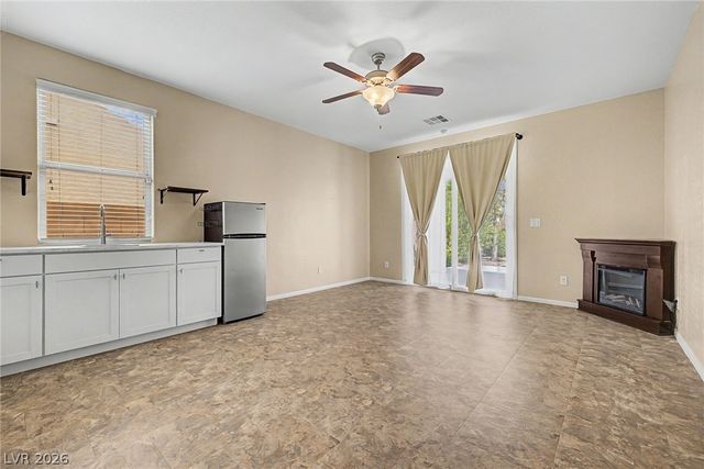 10104 Amana Oaks Avenue, Las Vegas, NV 89166