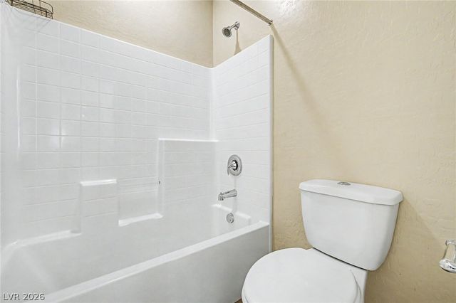 10104 Amana Oaks Avenue, Las Vegas, NV 89166