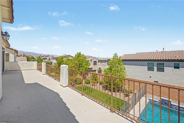 10104 Amana Oaks Avenue, Las Vegas, NV 89166