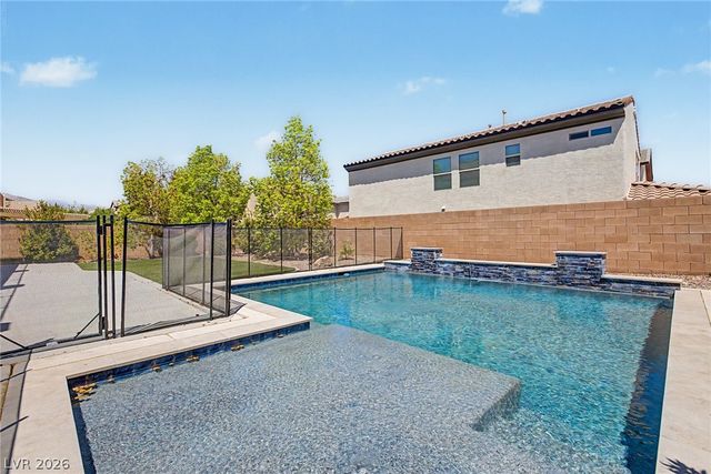 10104 Amana Oaks Avenue, Las Vegas, NV 89166