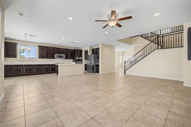 10104 Amana Oaks Avenue, Las Vegas, NV 89166