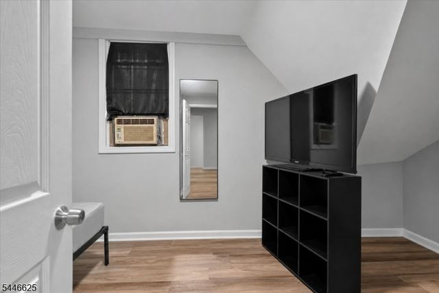 69 N 3Rd St, Paterson City, NJ 07522