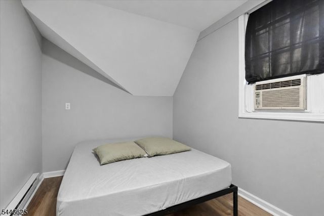 69 N 3Rd St, Paterson City, NJ 07522