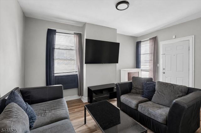 69 N 3Rd St, Paterson City, NJ 07522