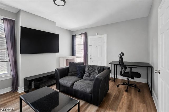 69 N 3Rd St, Paterson City, NJ 07522