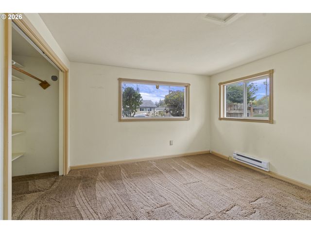 973 I St, Washougal, WA 98671