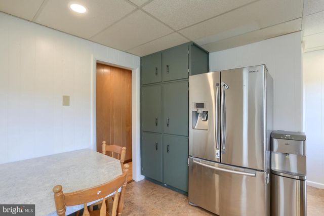 510 E WINDING HILL RD, Mechanicsburg, PA 17055