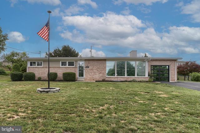 510 E WINDING HILL RD, Mechanicsburg, PA 17055