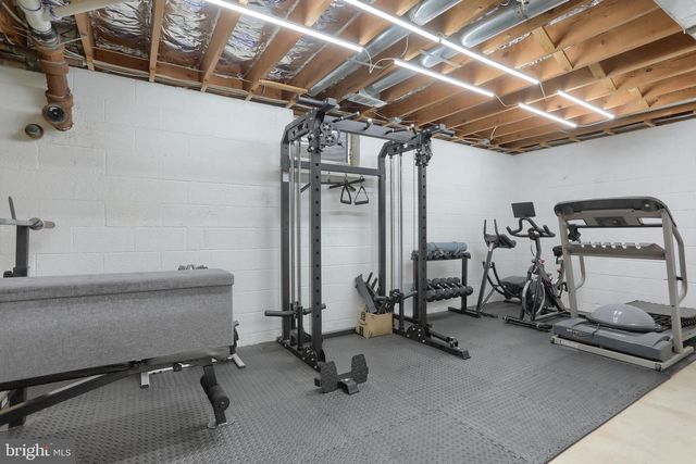 510 E WINDING HILL RD, Mechanicsburg, PA 17055