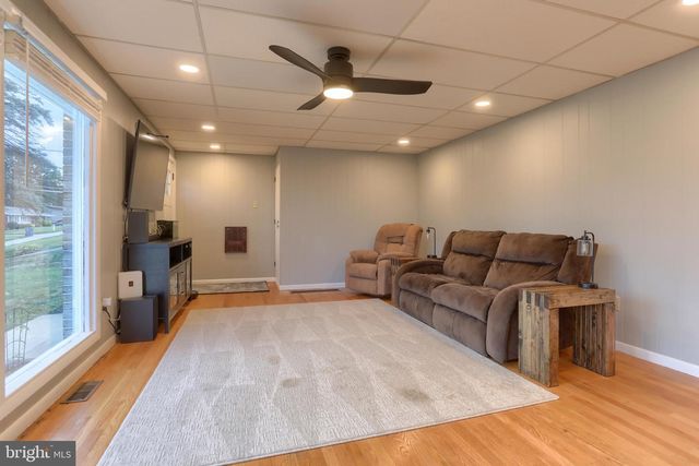 510 E WINDING HILL RD, Mechanicsburg, PA 17055