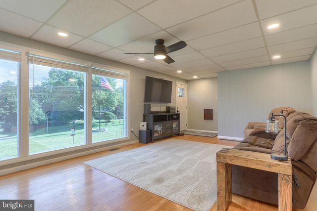 510 E WINDING HILL RD, Mechanicsburg, PA 17055