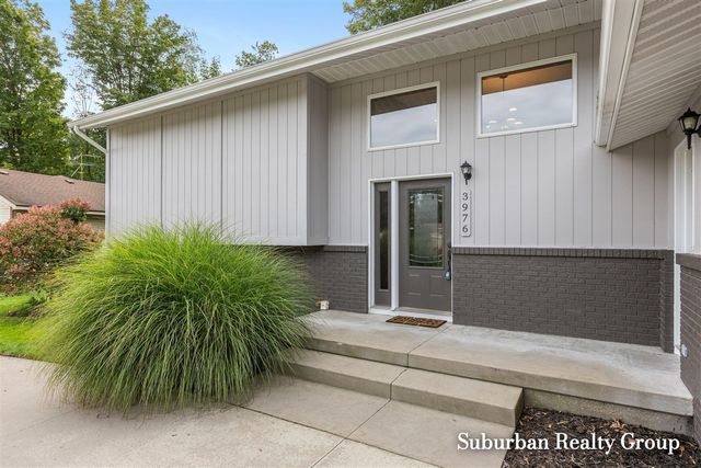 3976 Honeywood Court, Grandville, MI 49418