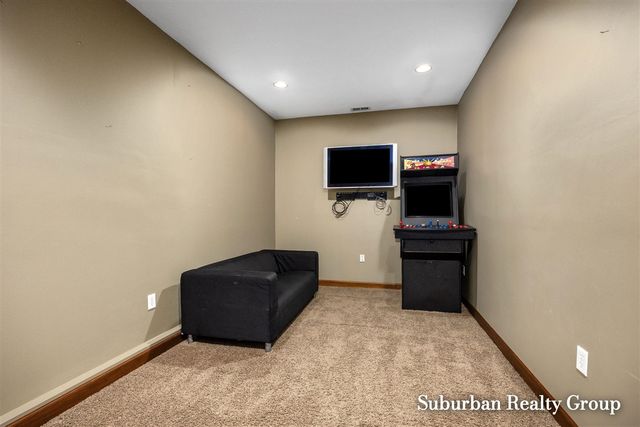 3976 Honeywood Court, Grandville, MI 49418
