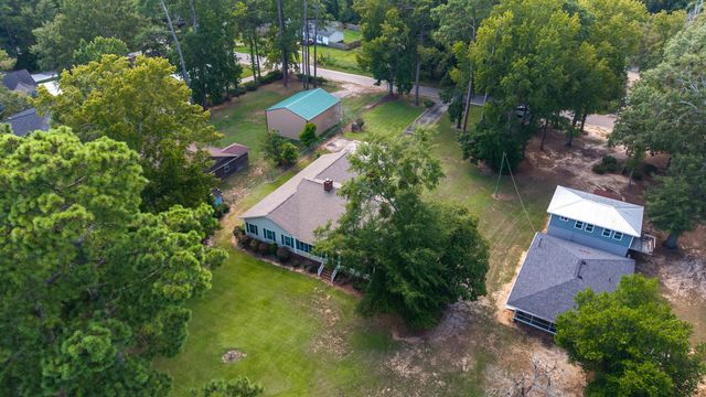 2166 Lake Shore Drive, Manning, SC 29102