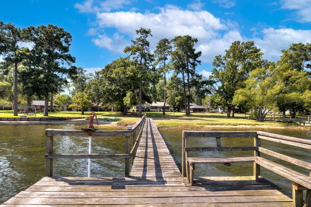 2166 Lake Shore Drive, Manning, SC 29102