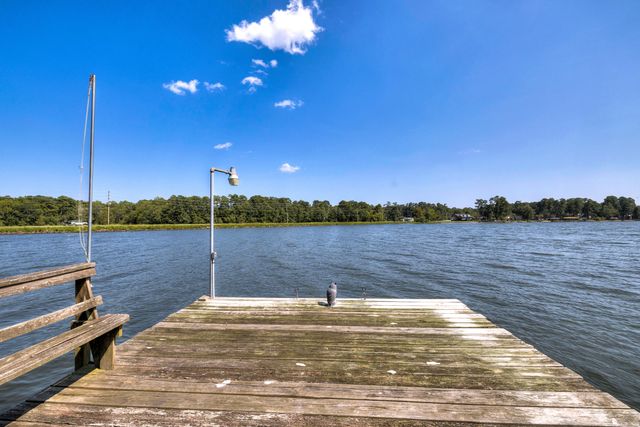 2166 Lake Shore Drive, Manning, SC 29102