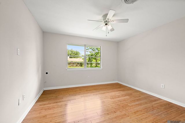 9543 Greenbriar Dr, Baton Rouge, LA 70815