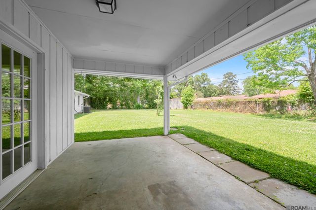 9543 Greenbriar Dr, Baton Rouge, LA 70815
